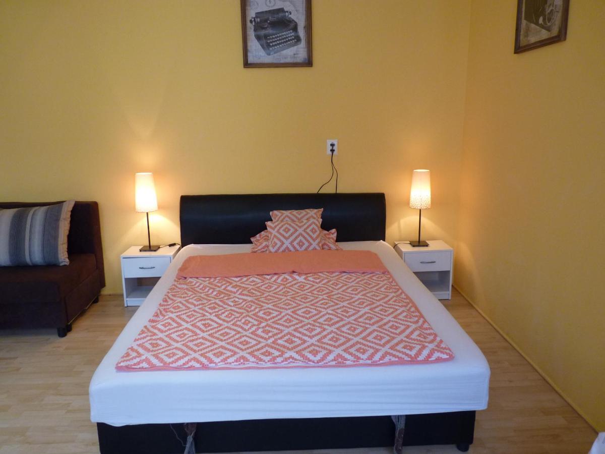 Zizi Apartman Дебрецен Экстерьер фото
